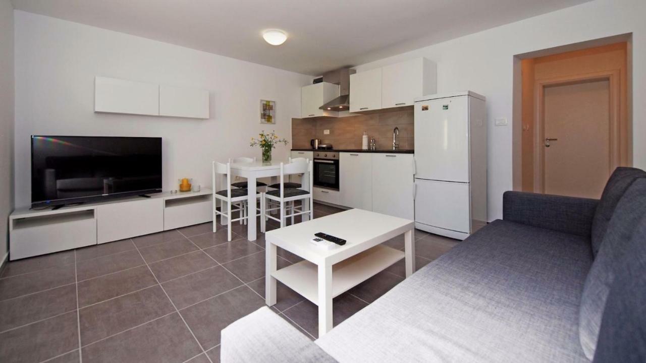 Apartments Mare Водице Экстерьер фото